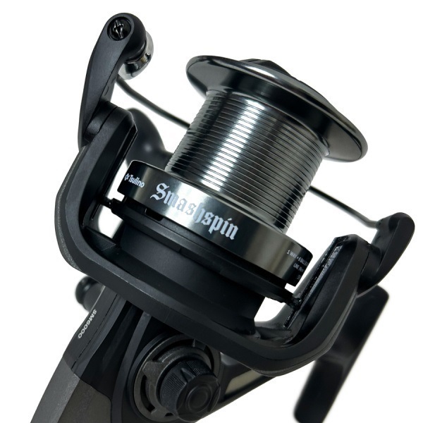 SMASH SPIN SM6000【投釣り・カゴ釣り対応大型リール/ナイロン6号250m・8号200mが巻ける大型スピニングリール】